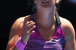 YABO-包含阿扎伦卡爆冷击败法国队，回归赛场引爆全场！的词条