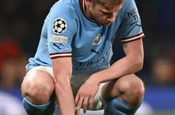 YABO-德布劳内在切尔西比赛中问鼎冠军，精彩发挥引发热议！的简单介绍