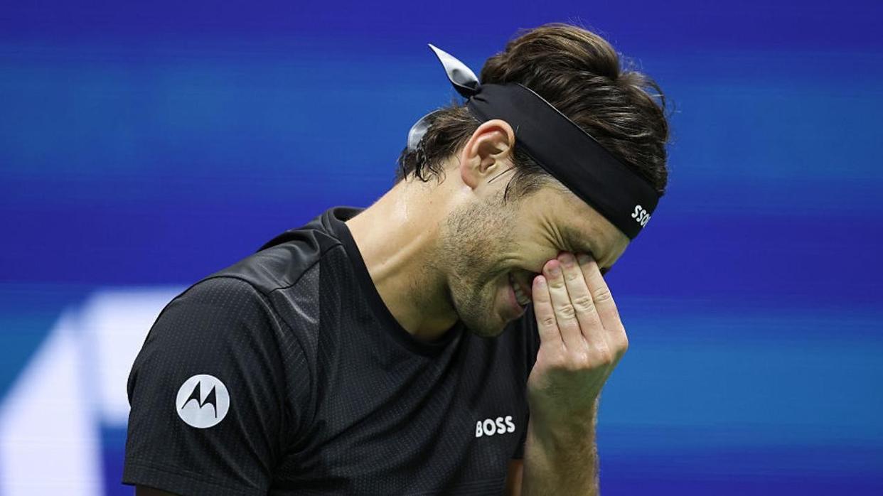 关于德约科维奇爆冷击败皇家马德里,挺进下一轮引爆全场!的信息 关于德约科维奇爆冷击败皇家马德里,挺进下一轮引爆全场!的信息